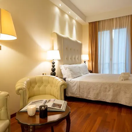 Hotel M House