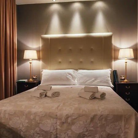 Hotel M House